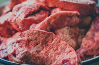 Скільки часу варити свинячі нирки: поради для ідеального приготування