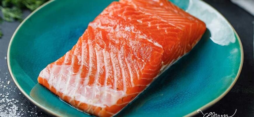 Ідеальний рецепт засолки лосося: покрокове керівництво для гурманів