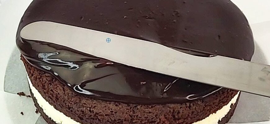 Рецепт ідеальної шоколадної глазурі для торта: покроковий гід