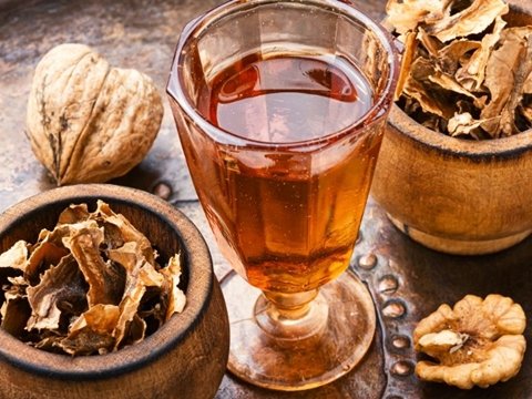 Рецепт настоянки з перегородок грецького горіха: покроковий гайд