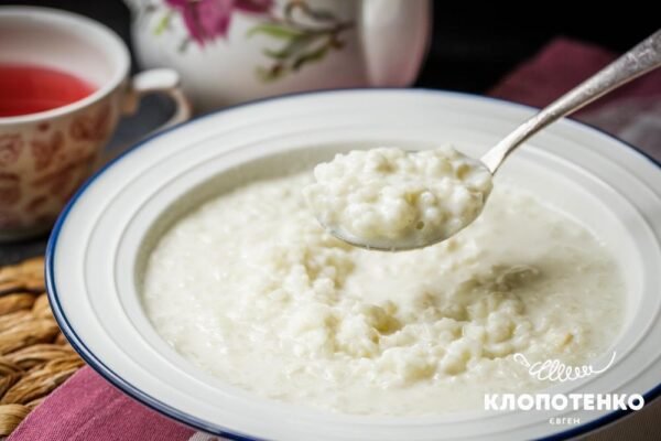 Як варити рисову кашу на молоці: покрокова інструкція для початківців