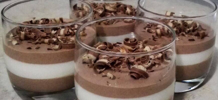 Смачний рецепт приготування сметанного желе: покрокова інструкція