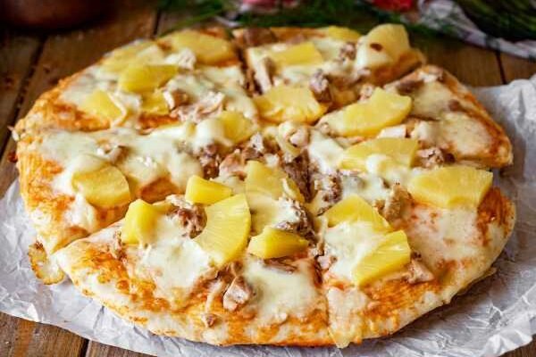 Рецепт піци з ананасом: готуємо вдома смачну гавайську піцу Рецепт піци з ананасом: готуємо вдома смачну гавайську піцу