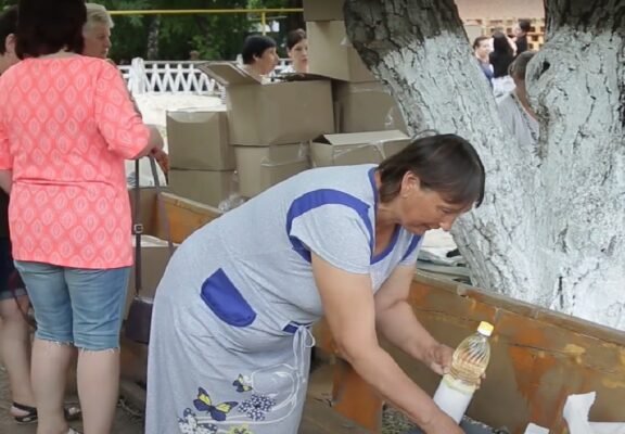 Гуманітарна допомога пенсіонерам у Вінниці: підтримка та можливості Гуманітарна допомога пенсіонерам у Вінниці: підтримка та можливості