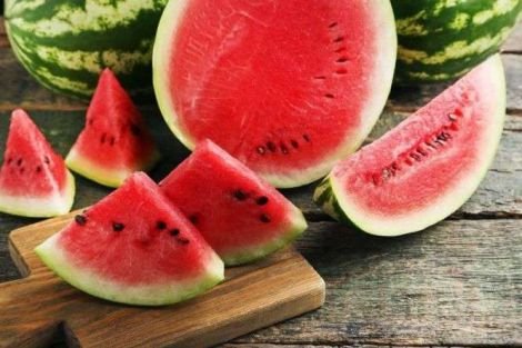 Чи можна їсти насіння кавуна: користь, ризики та поради споживання Чи можна їсти насіння кавуна: користь, ризики та поради споживання